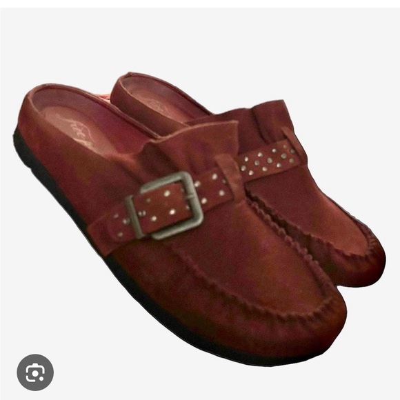 Free People studded “After the ride” Mules - Picture 3 of 9